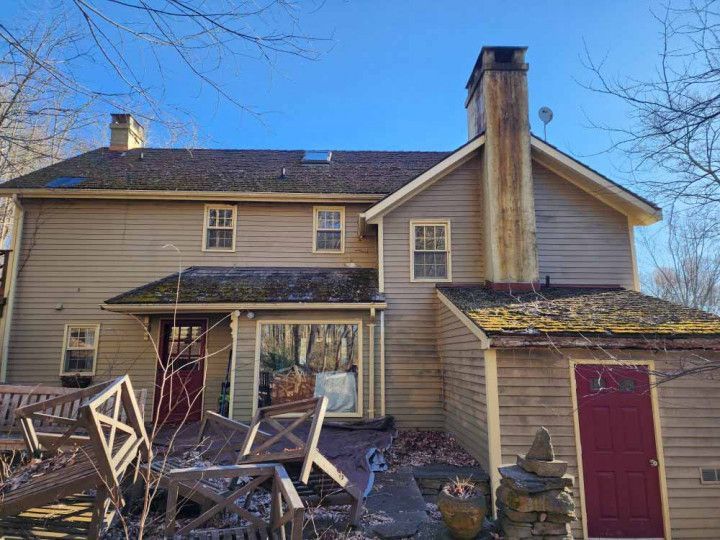Complete roof replacement by J and M Roofing